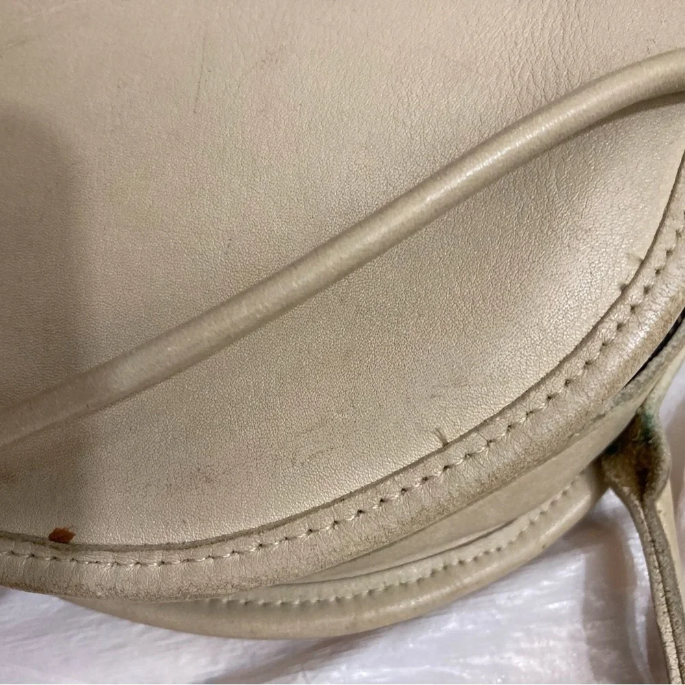 Coach vintage cream “bone” leather kimball bag